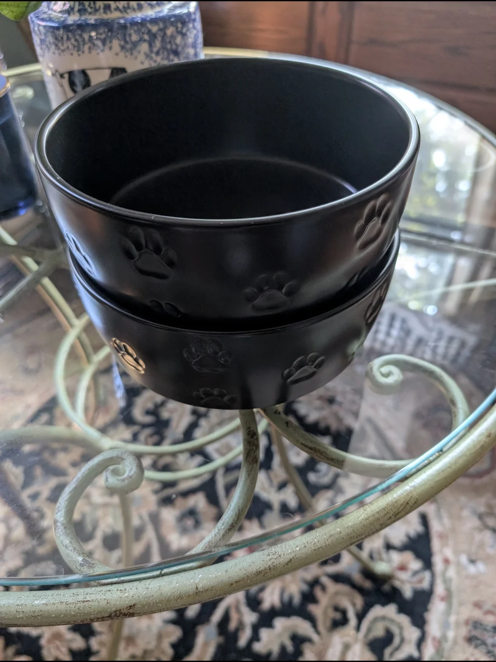 NWOT HB Design Co. Dog Paw Embossed Black Ceramic Pet Non-Skid Bowl Set